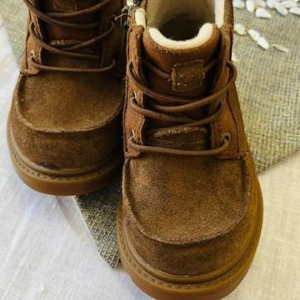 Ugg Chelham Weather Brown Boots Baby Boys Sz 6